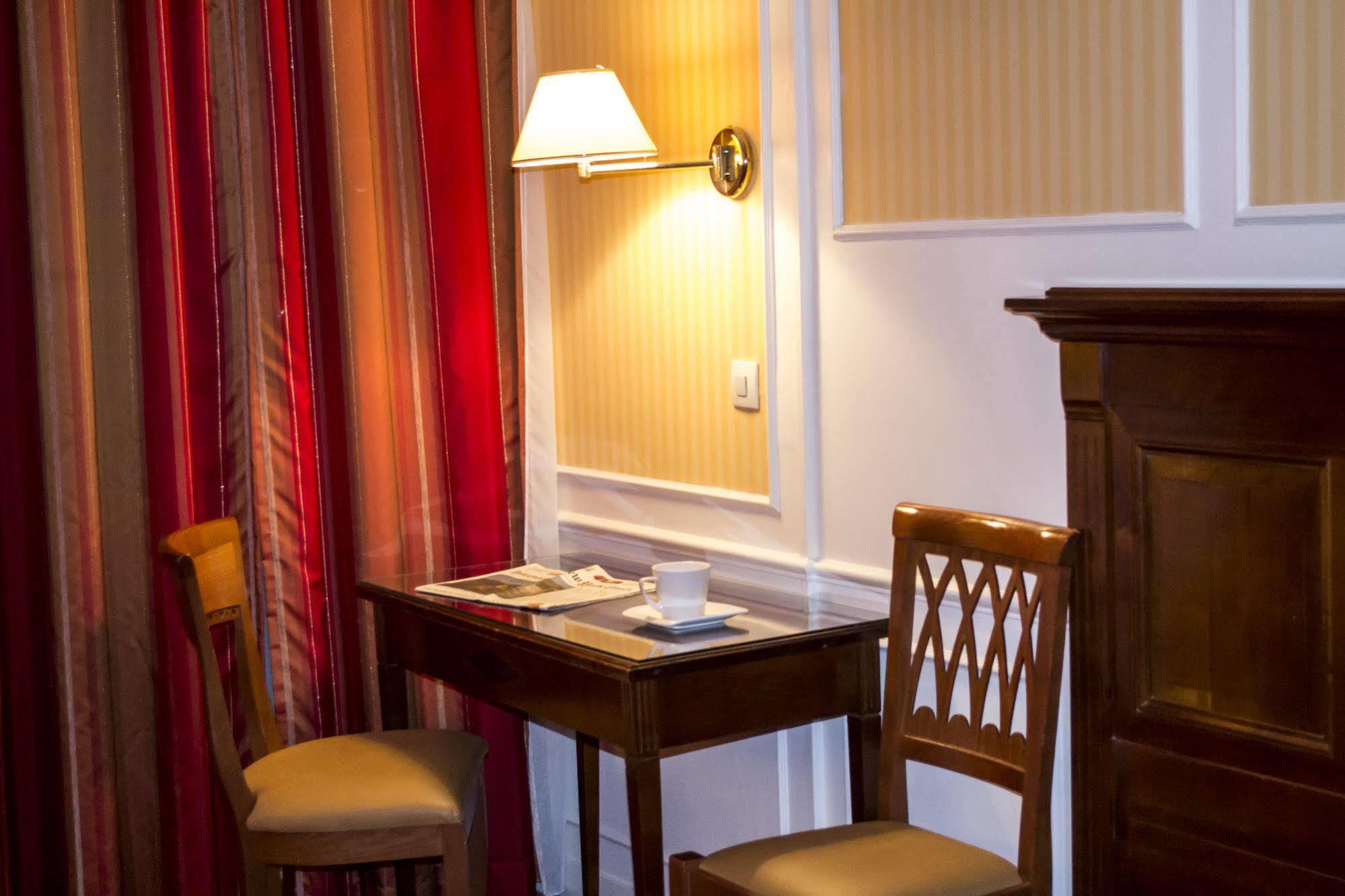 Hotel Touring Opera Parijs Buitenkant foto
