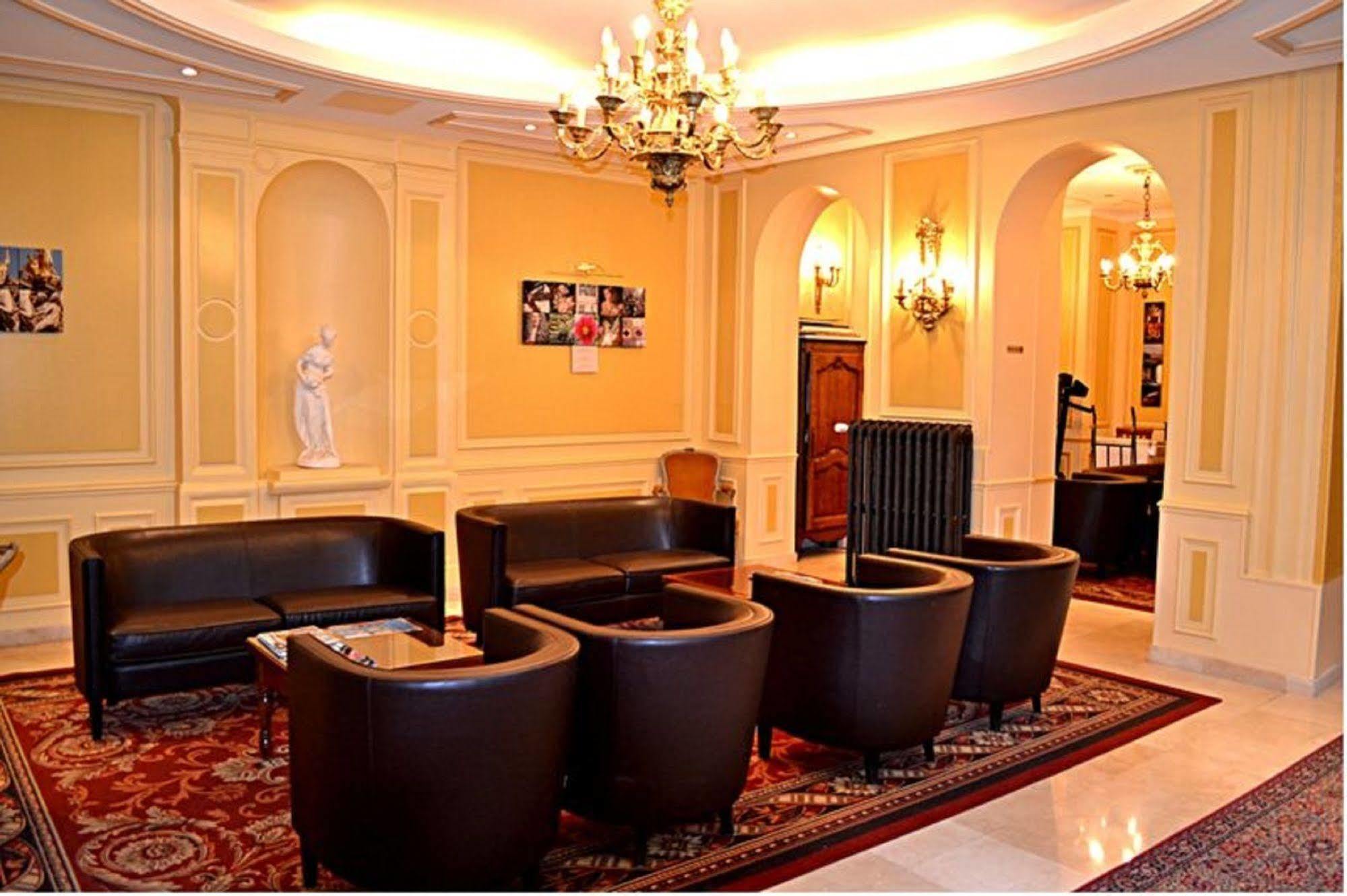 Hotel Touring Opera Parijs Buitenkant foto